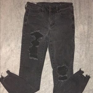 Women’s black American Eagle jeans size 6